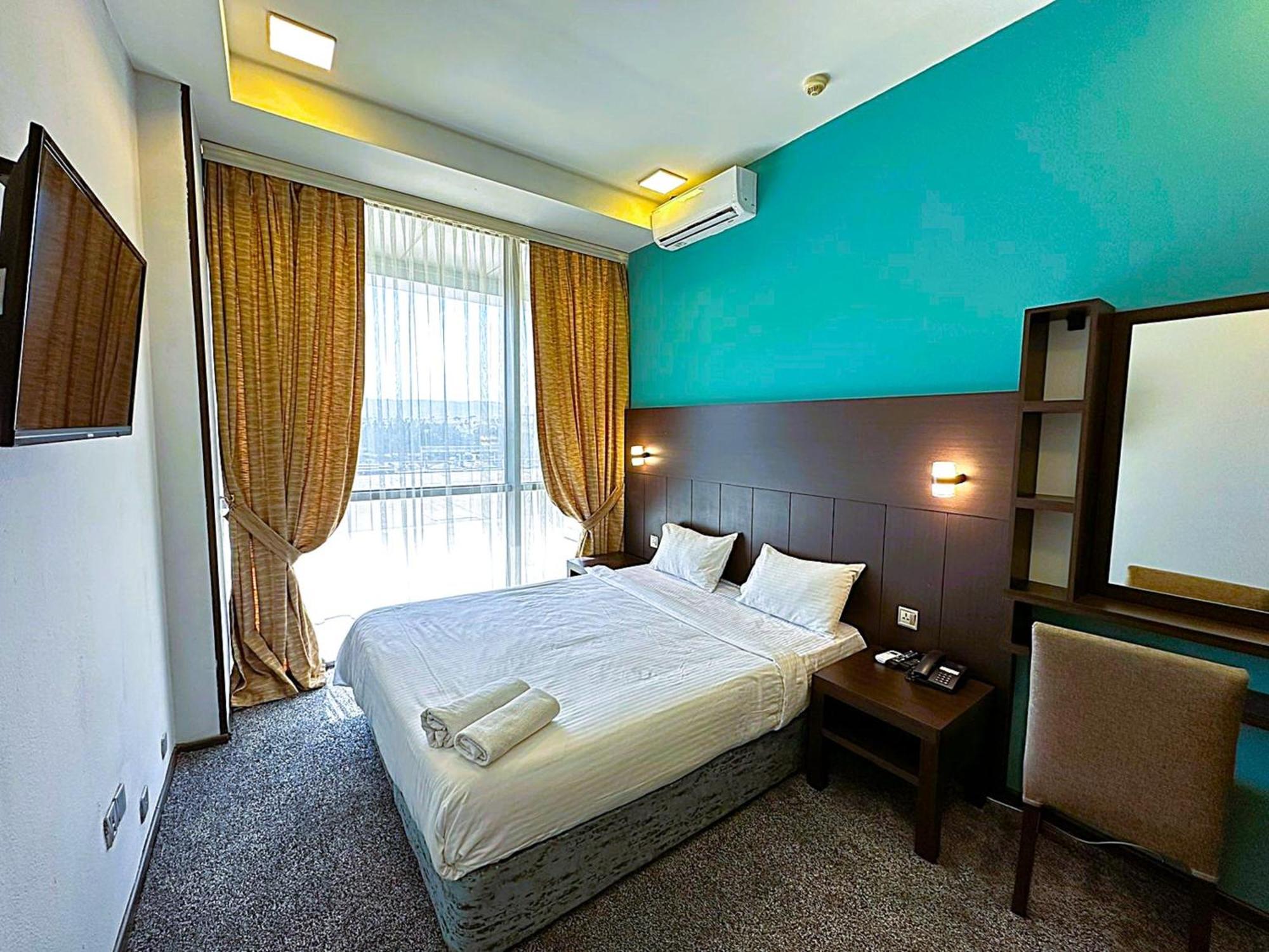 Crossway Hotel Masazir Εξωτερικό φωτογραφία
