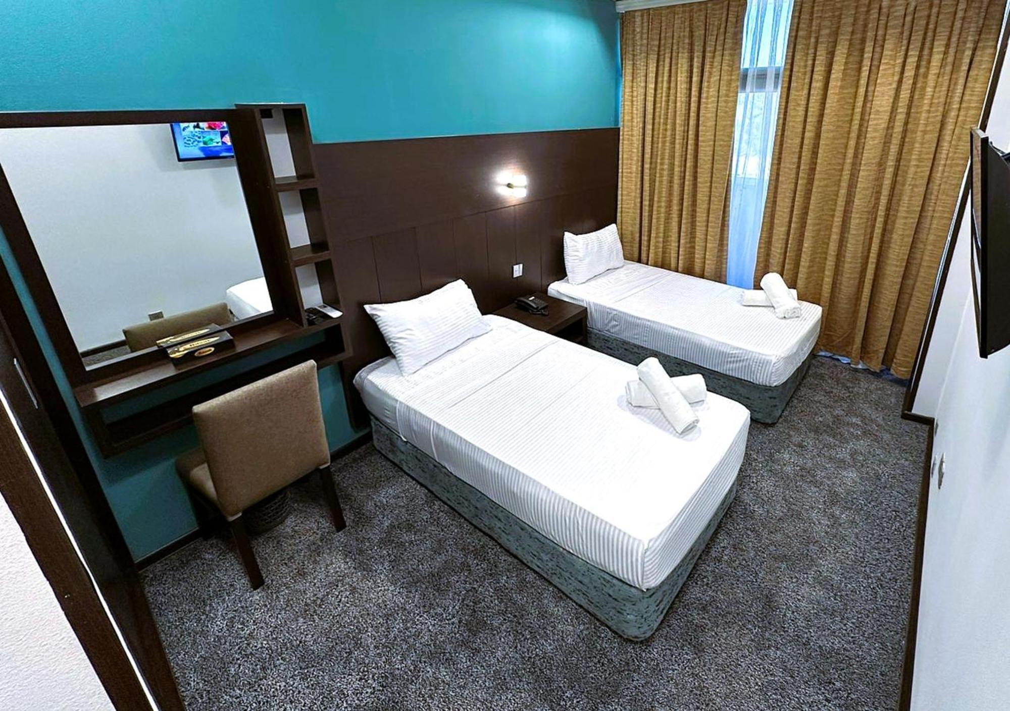 Crossway Hotel Masazir Εξωτερικό φωτογραφία